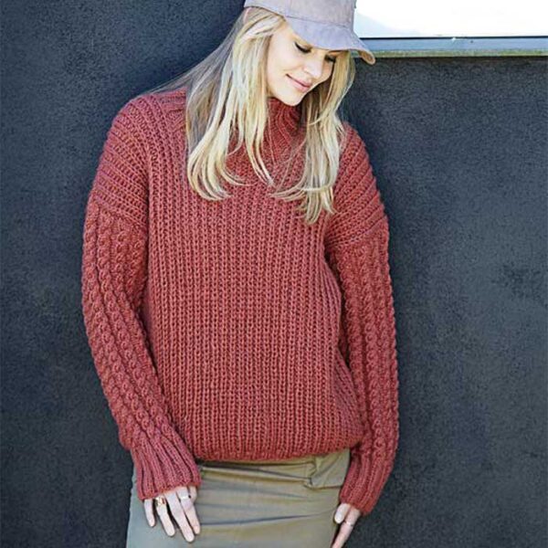 Strikket patent sweater forfra