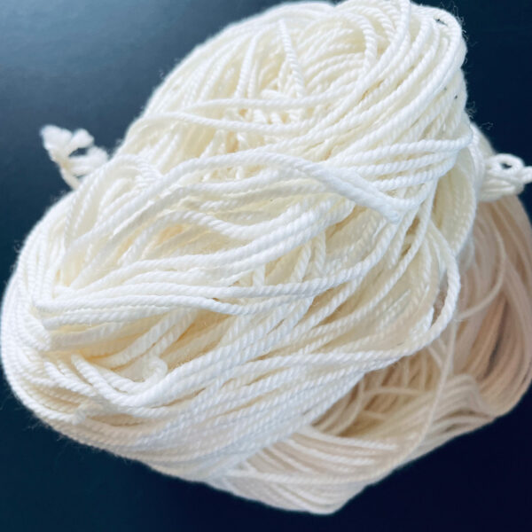 Hvidløg Merino-Superwash-216-m