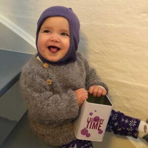 Top Down baby raglan sweater
