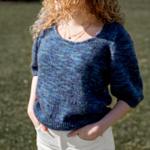 Bluse med korte top down ærmer